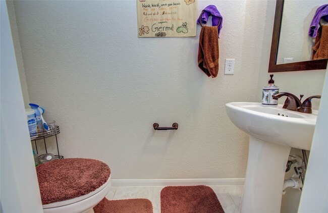 Building Photo - 2702 Fairfield Bend Pl