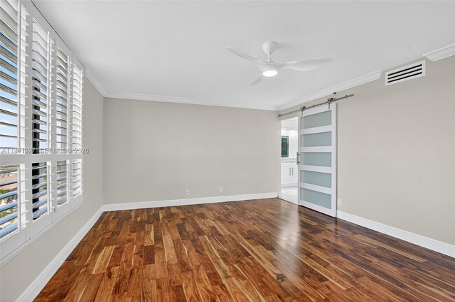 Building Photo - 7145 Promenade Dr