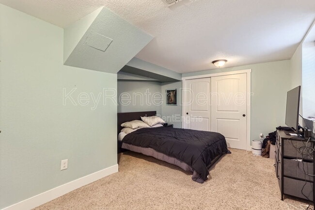 Building Photo - 1564 Tamarac St