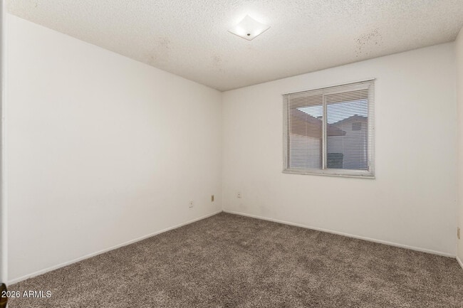 Building Photo - 4013 S Hazelton Ln