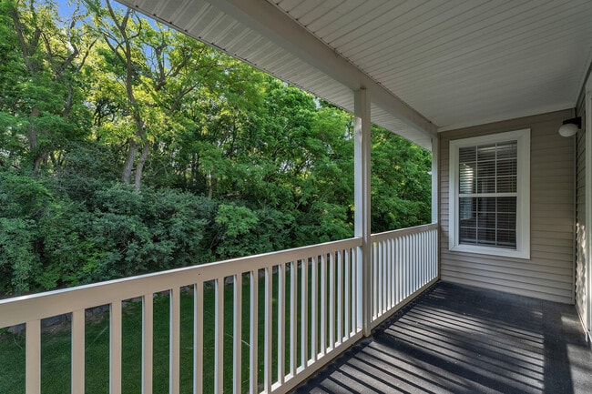 Building Photo - 2950 Hunley Dr