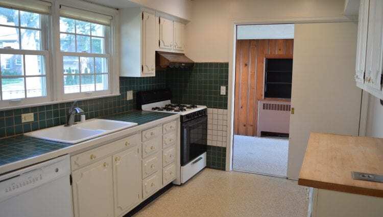 Building Photo - 201 Warner Dr