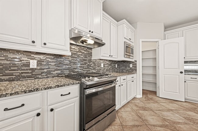 Building Photo - 19503 S Coral Honeysuckle Loop