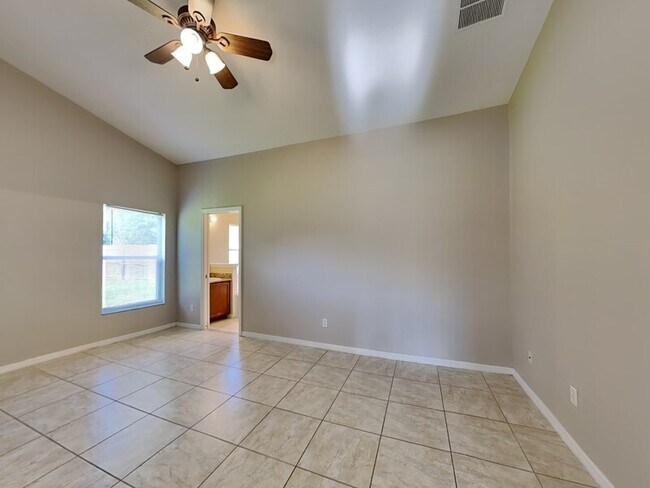 Building Photo - 12806 Sophiamarie Loop