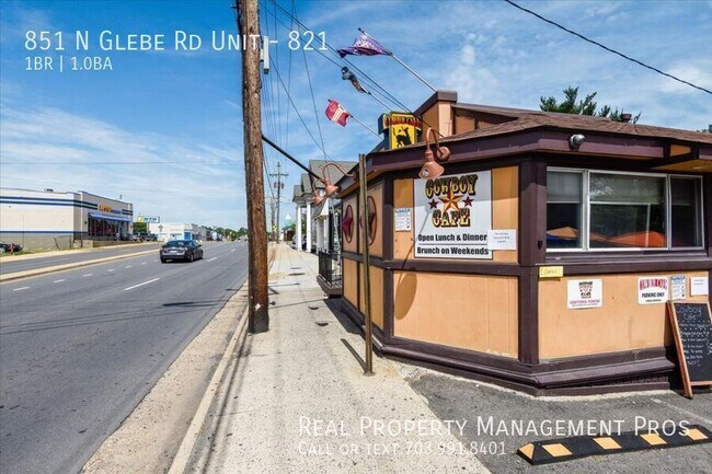 Building Photo - 851 N Glebe Rd