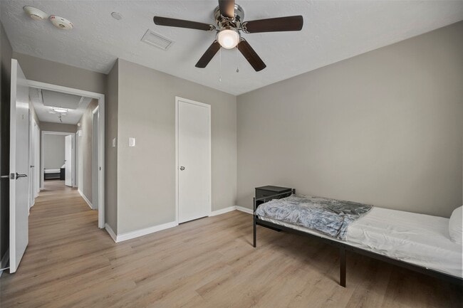 Building Photo - 22114 Merrymount Dr