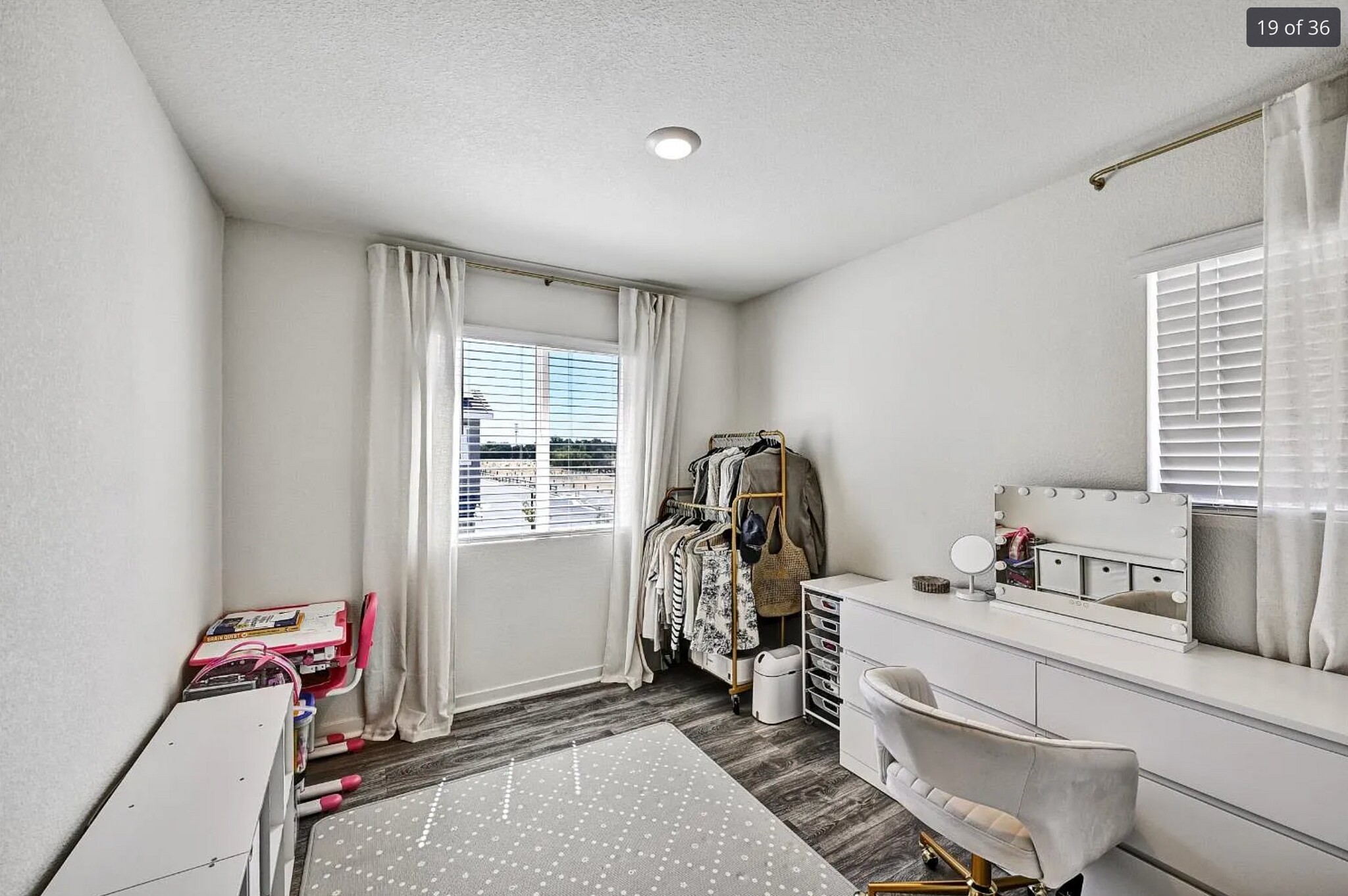 Building Photo - 5048 Cumberland Dr