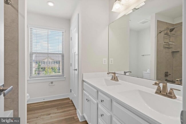 Building Photo - 3903 Emory Ridge Rd