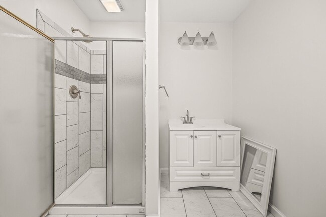 Building Photo - 3-Bedroom, 3-Bath Single-Family Home with Fenced Yard in Cookeville