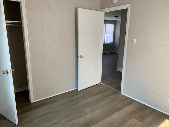 Building Photo - Property for rent - section 8