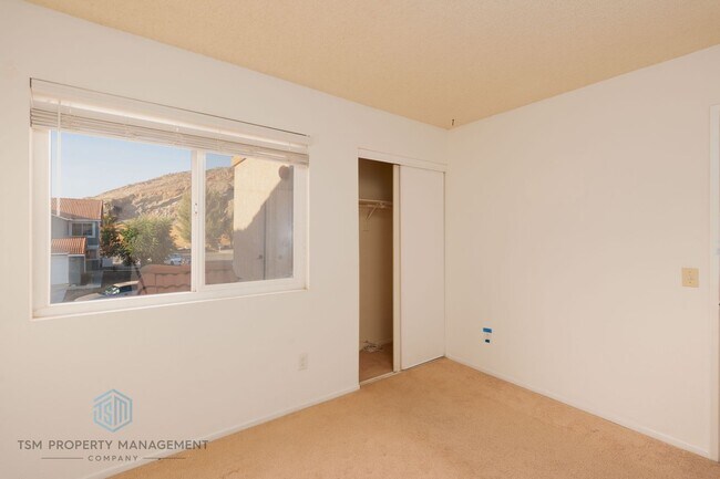 Building Photo - 14789 Cinnamon Dr