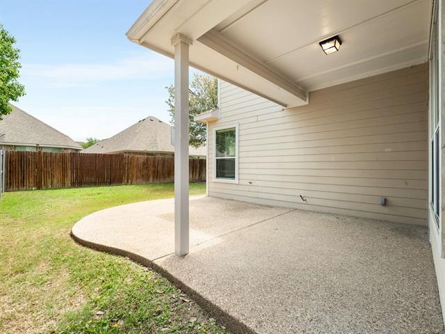 Building Photo - 4901 Newbridge Dr