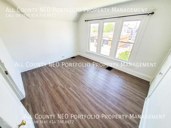Building Photo - 20 N Eureka Ave