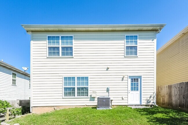 Building Photo - 122 Village Pkwy