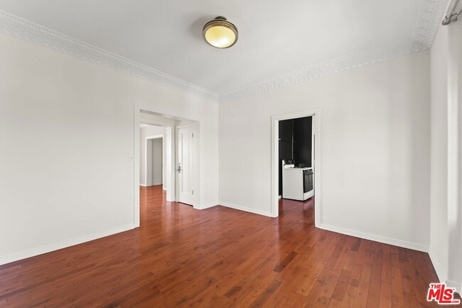 Building Photo - 1314 Hayworth Ave