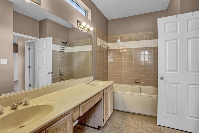 Building Photo - 2270 Timberlake Lane, Newport News, VA  23602