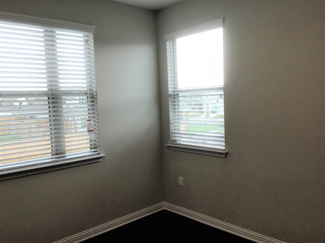 Building Photo - 5904 Gerard Dr
