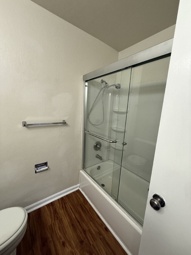 Building Photo - Charming 2-Bedroom, 2.5-Bath Home Just a Short Walk to Downtown Pleasanton