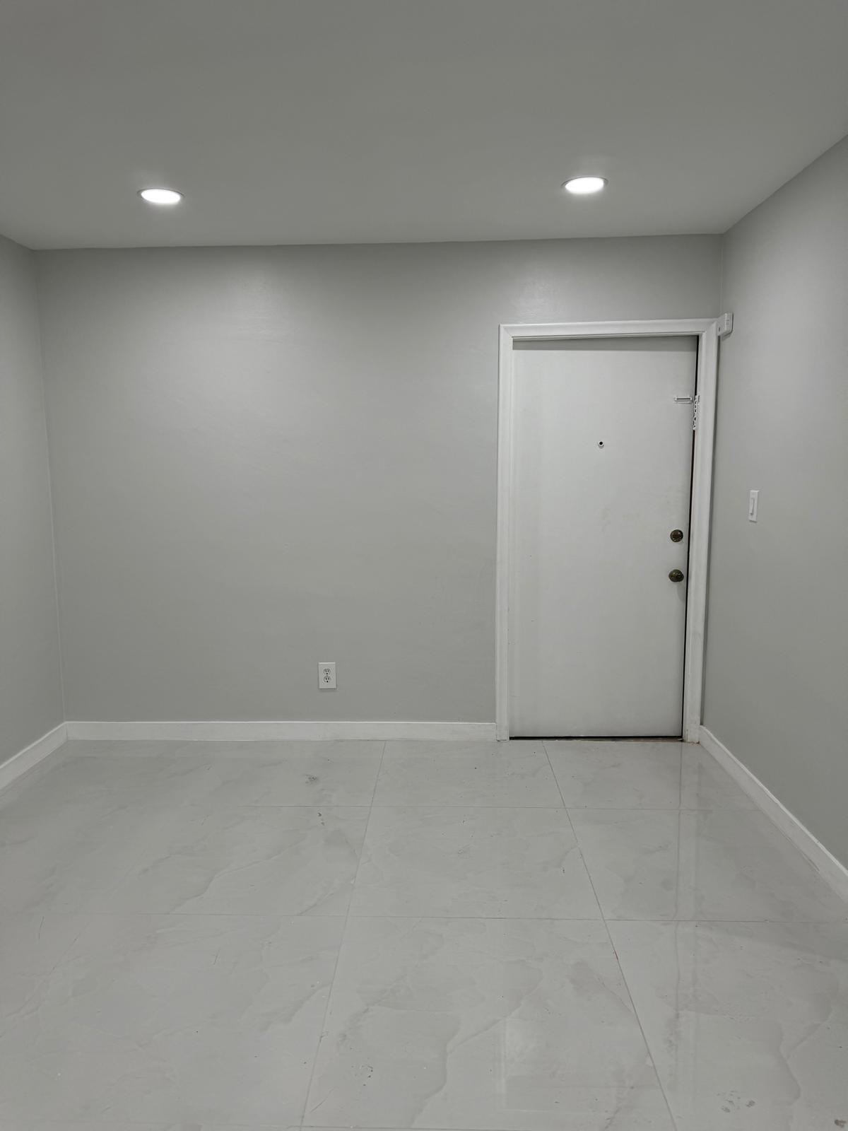 Guest bedroom - 2461 SW 82nd Ave