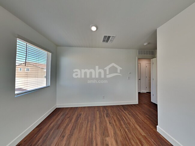 Building Photo - 9742 N Camino Benicardo