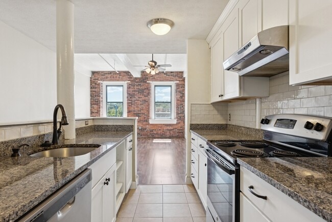 Building Photo - 1 Saco Island Terrace