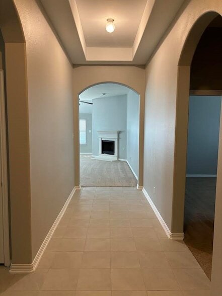 Building Photo - 5517 Centeridge Ln