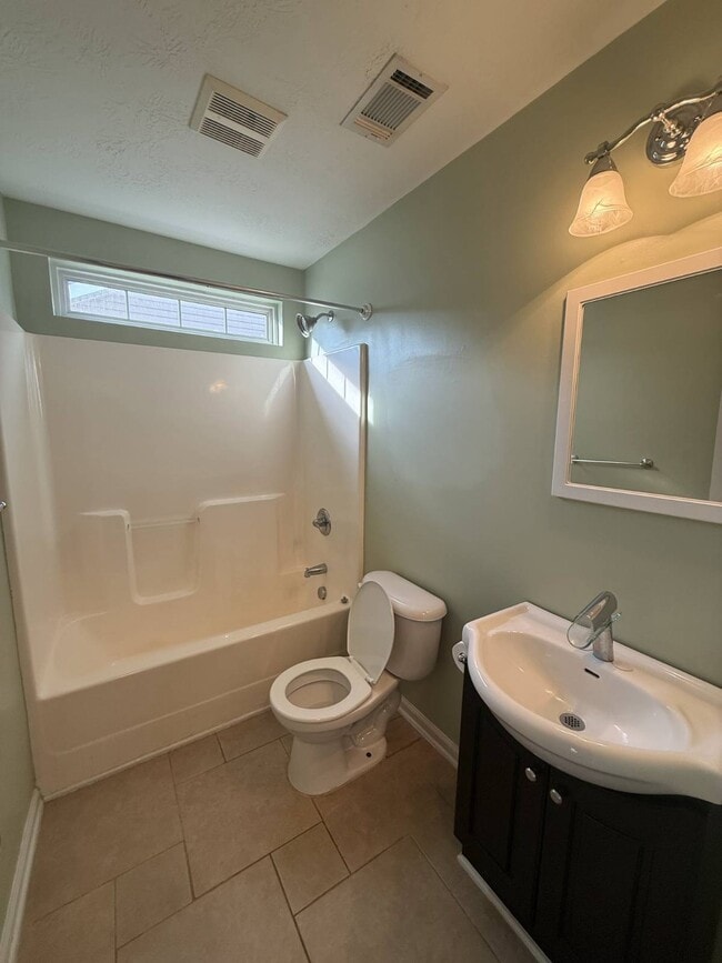 Building Photo - 139 Fox Haven Dr