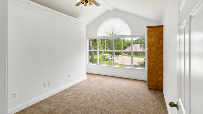 Building Photo - 4161 Emily Dr