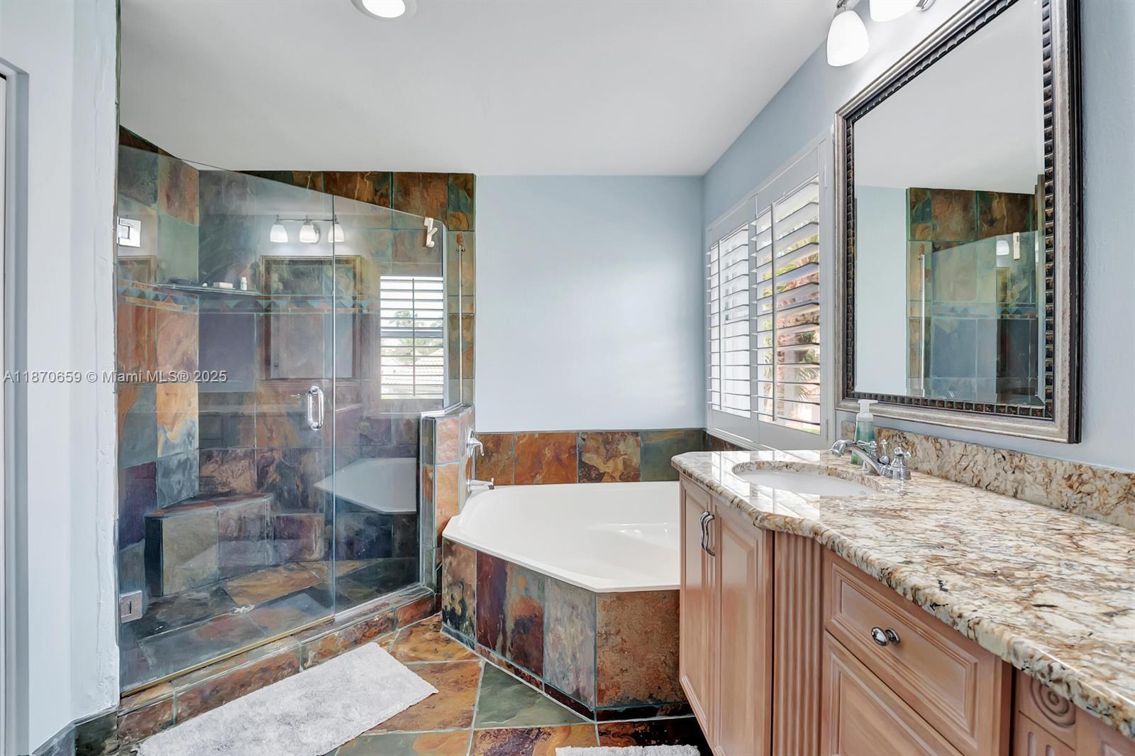 Building Photo - 19314 King Palm Ct