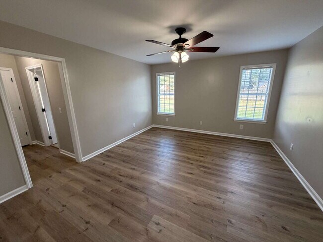 Building Photo - Available for rent in Chapelwood Subdivision
