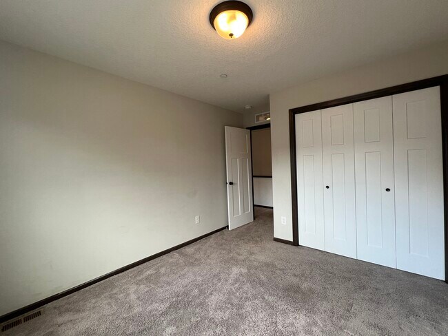 Building Photo - 7110 Calumet Ct
