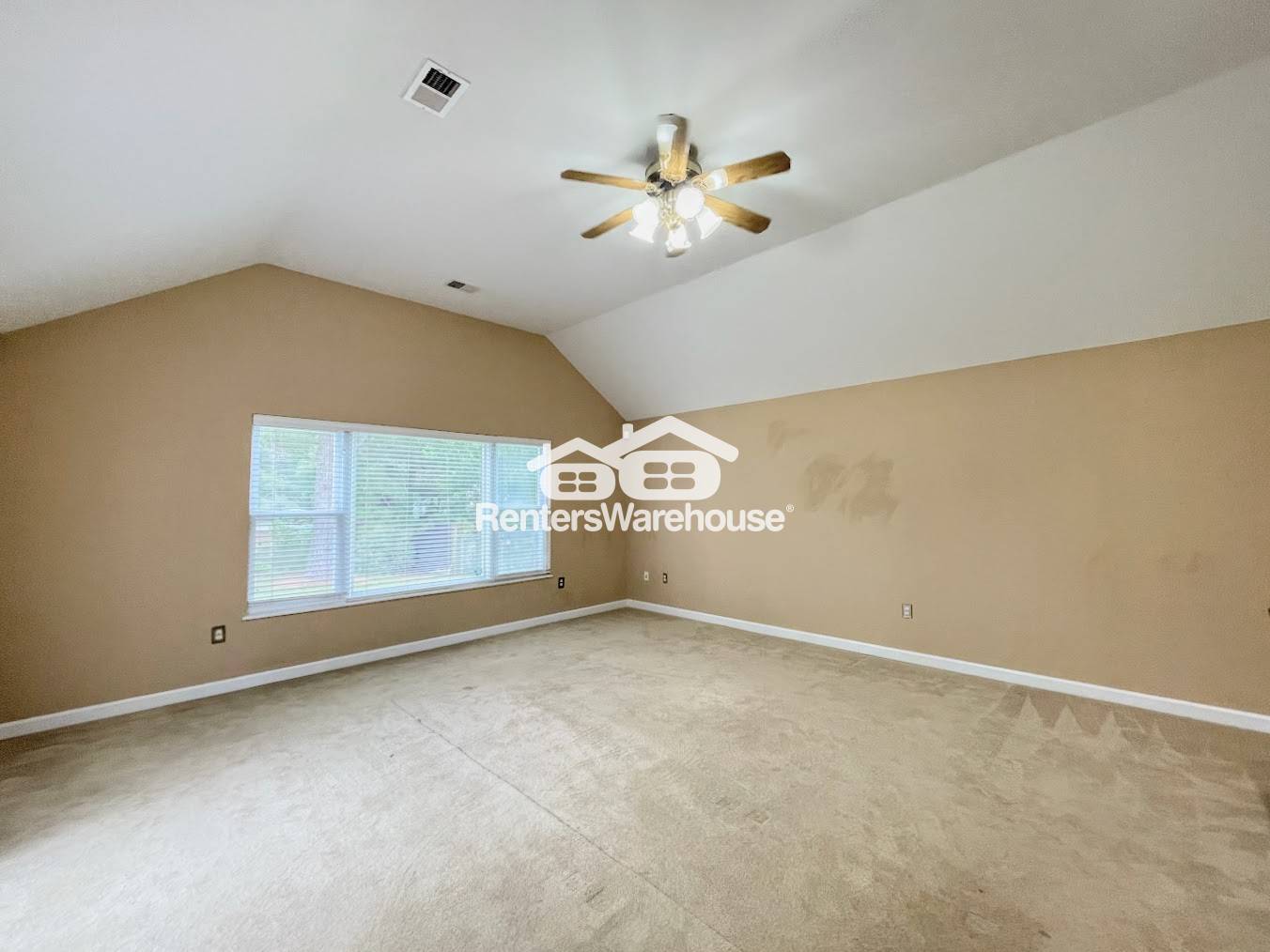 Building Photo - 1816 Blue Knob Rd