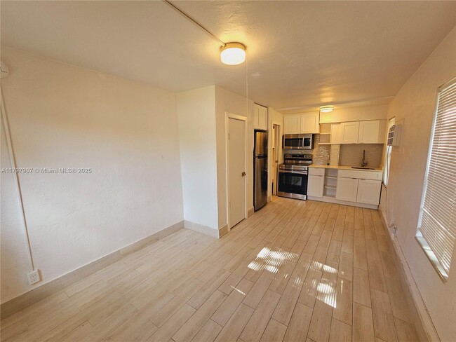 Primary Photo - 26 SE 13th Terrace
