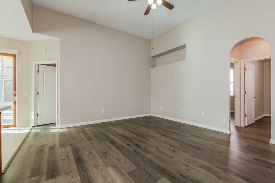 Building Photo - 22842 Marsh Wren Dr