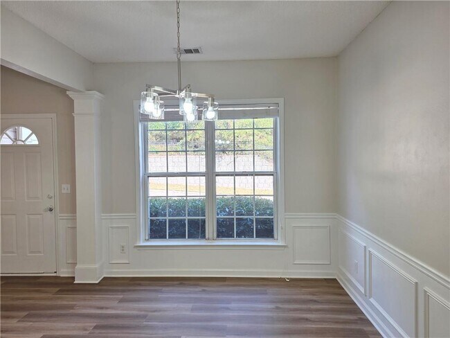 Building Photo - 137 Kenninghall Ct