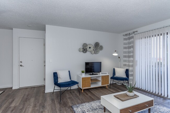 Building Photo - Mill Pond Apartments