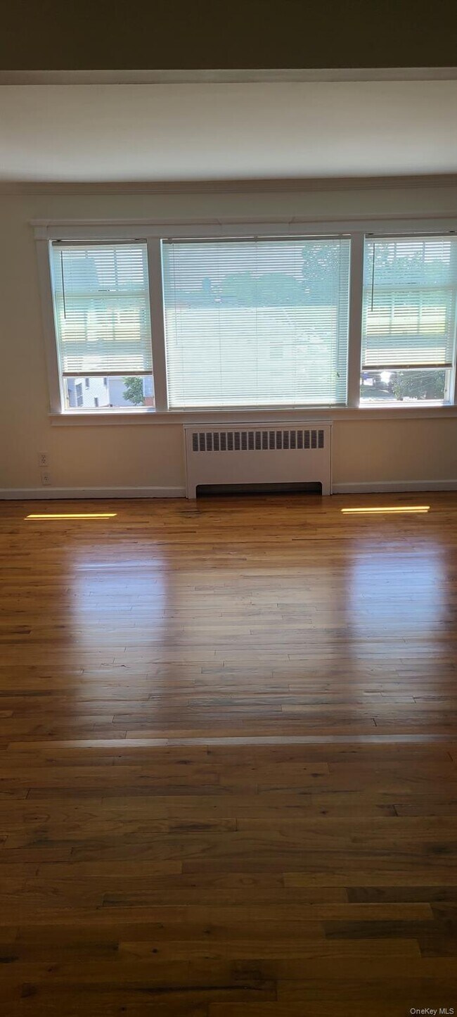 Building Photo - 22-22-149 149th St