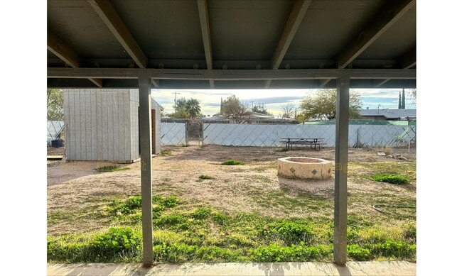 Building Photo - 6768 E Lurlene Dr