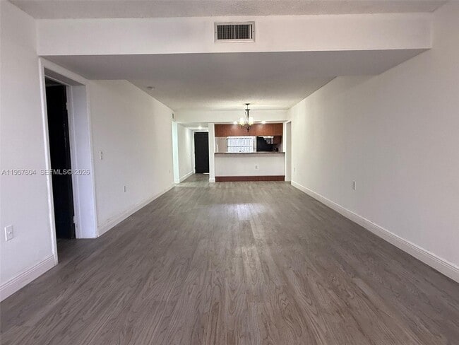 Building Photo - 1705 Whitehall Dr