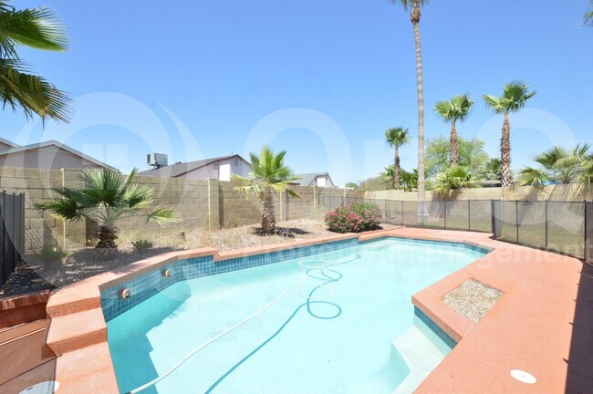 Building Photo - 3606 W Creedance Blvd