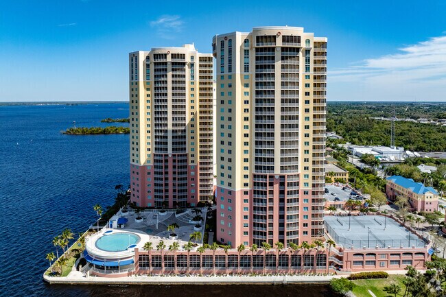 Building Photo - Riviera 2743