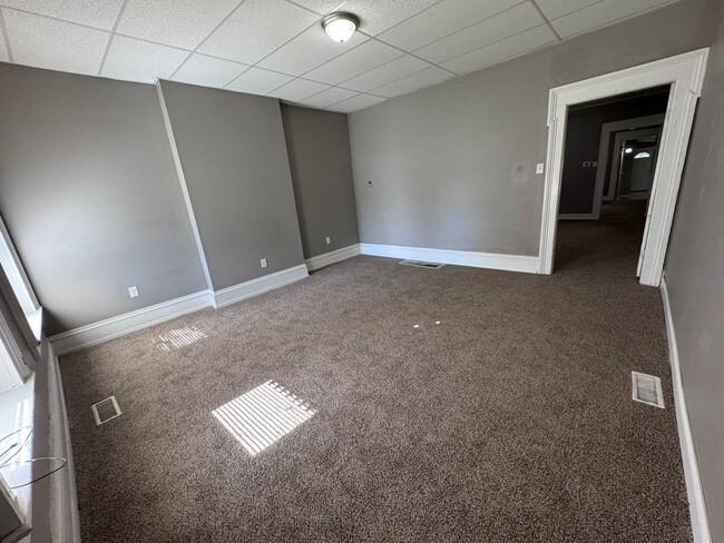Building Photo - GREAT HOUSE ON PORTLAND AVE 2-BED 1-BATH