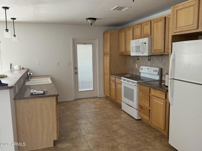 Building Photo - 3321 W Cholla St