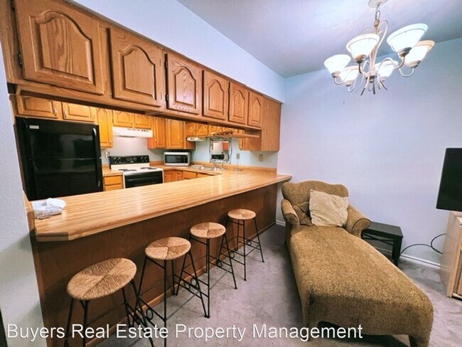 Building Photo - 2 br, 1 bath House - 355 Donna Drive Unit 10