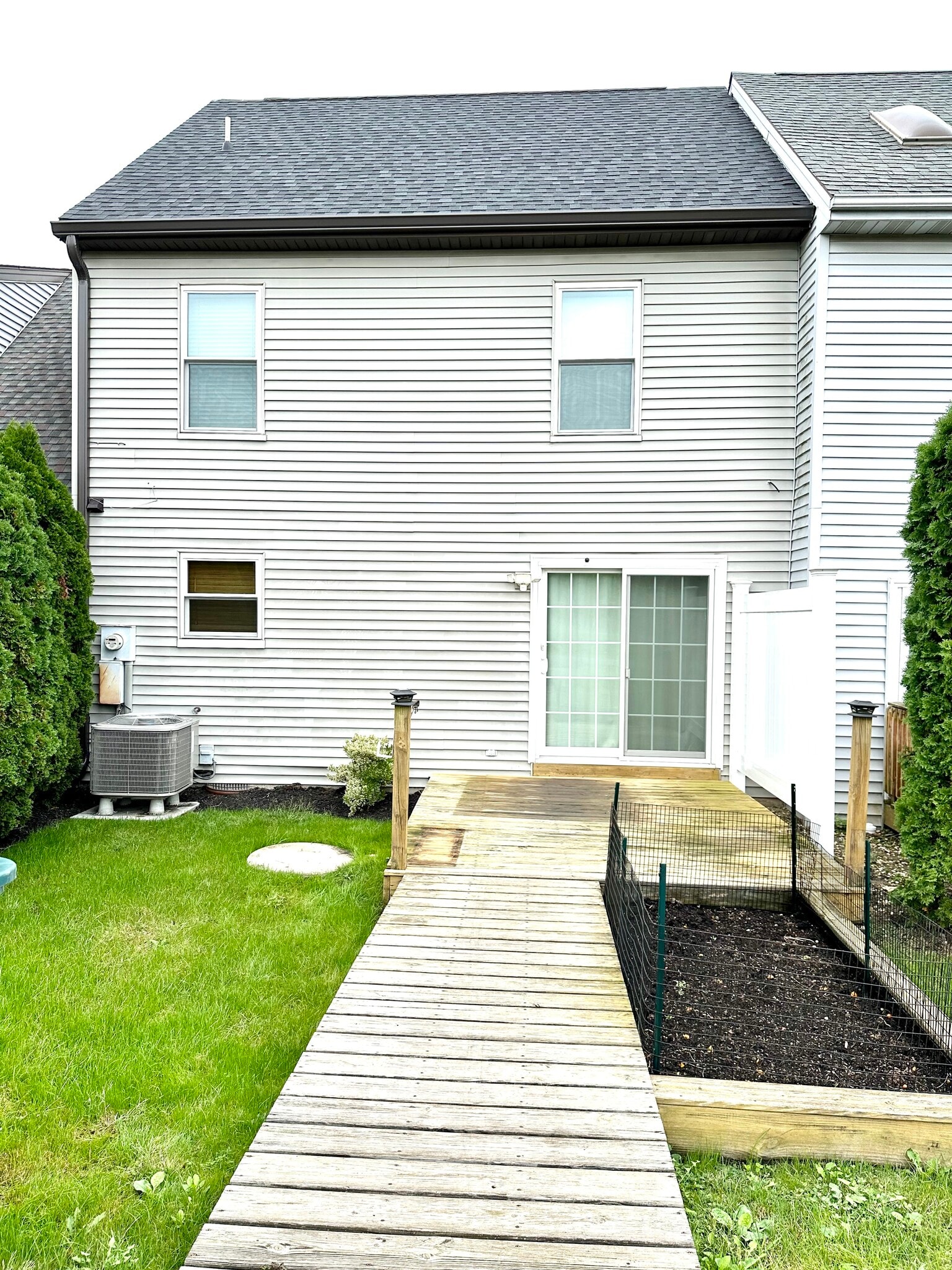 Building Photo - 66 Carriage House Dr