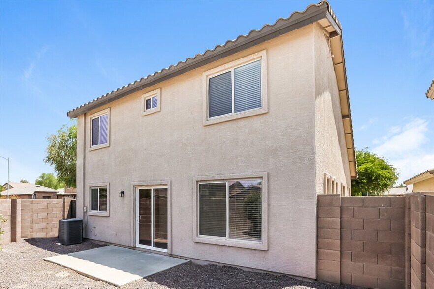 Building Photo - 15535 W Mohave Cir