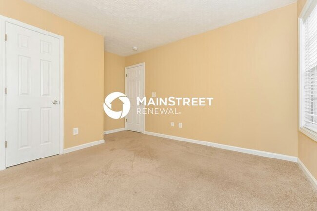 Building Photo - 3 Bedroom Pet-Friendly Home in Hampton, GA with Main Street Renewal