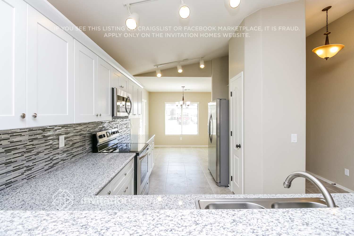 Building Photo - 3230 W Allens Peak Dr