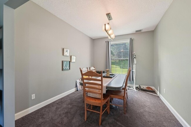 Building Photo - 1477X Langdon Pl