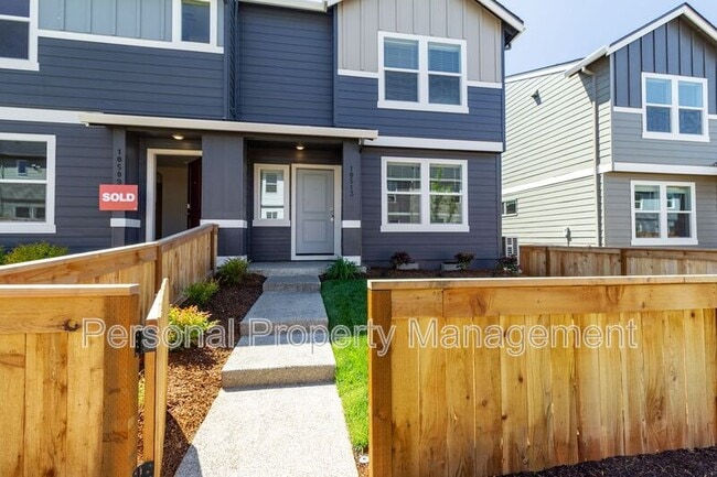 Primary Photo - 10513 NE 120th Pl